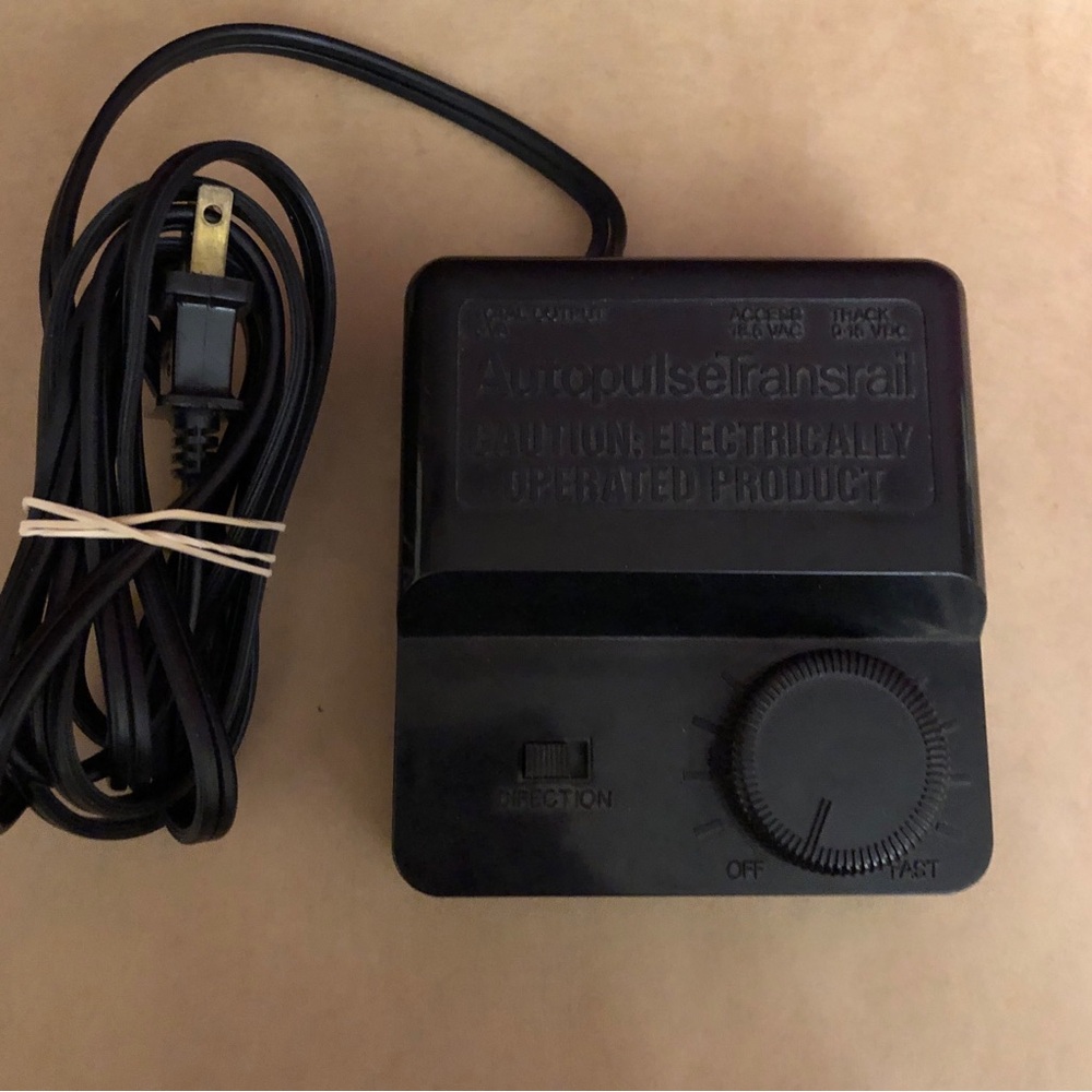 Troller Corp Model 14 "Autopulse Transrail" Hobby Transformer